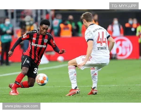 德甲中游集团混战,欧战资格争夺日趋激烈 德甲中游集团混战,欧战资格争夺日趋激烈