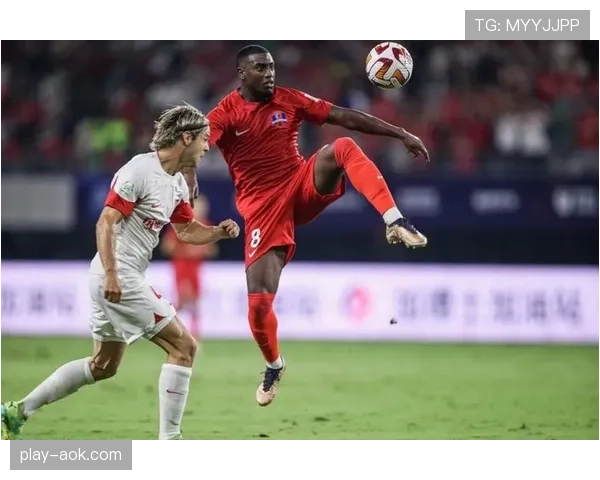 闪电战！成都蓉城开场30秒完成抢断反击破门